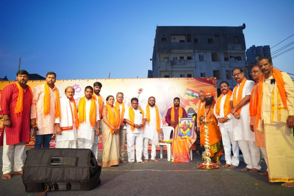 కులాలకు, ప్రాంతాలకు అతీతంగా హిందువులు ఏకమవ్వాలి: వీరధర్మజ స్వామి..
