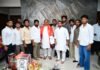 విద్యారంగా సమస్యలు పరిష్కరించాలని టీపీసీసీ ప్రెసిడెంట్, ఎమ్మెల్సీ మహేష్ కుమార్ గౌడ్ కలసిన తెలంగాణ విద్యార్థి సంఘాల చైర్మన్, తెలంగాణ ఉద్యమకారులు ఎరవెల్లి జగన్…