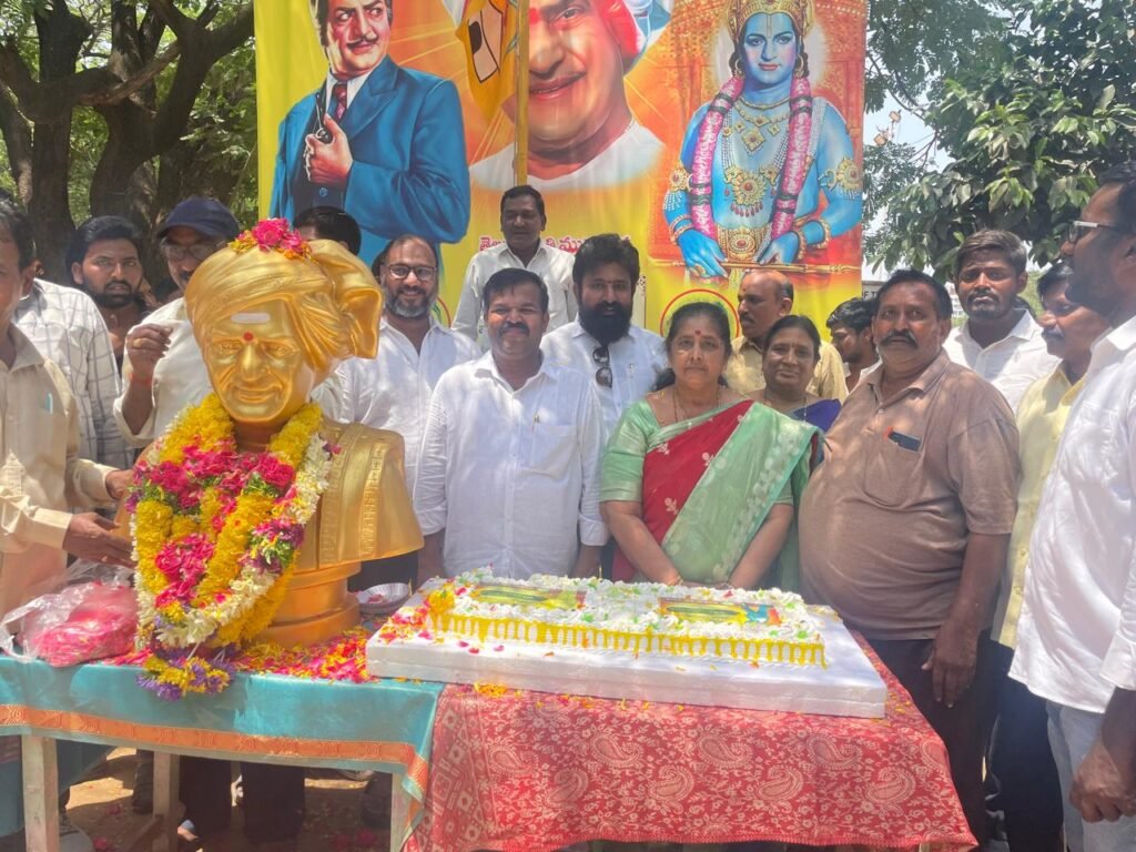 కూకట్ పల్లి లో ఘనంగా నందమూరి తారక రామారావు జయంతి వేడుకలు