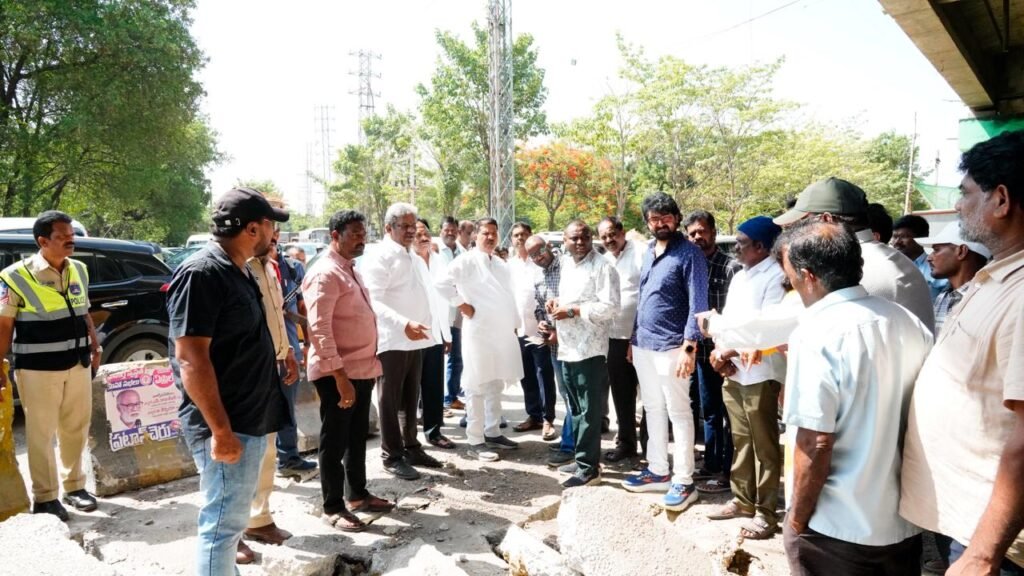 ఎమ్మెల్యే మాధవరం కృష్ణారావు కెపిహెచ్బి డివిజన్లో పర్యటన..