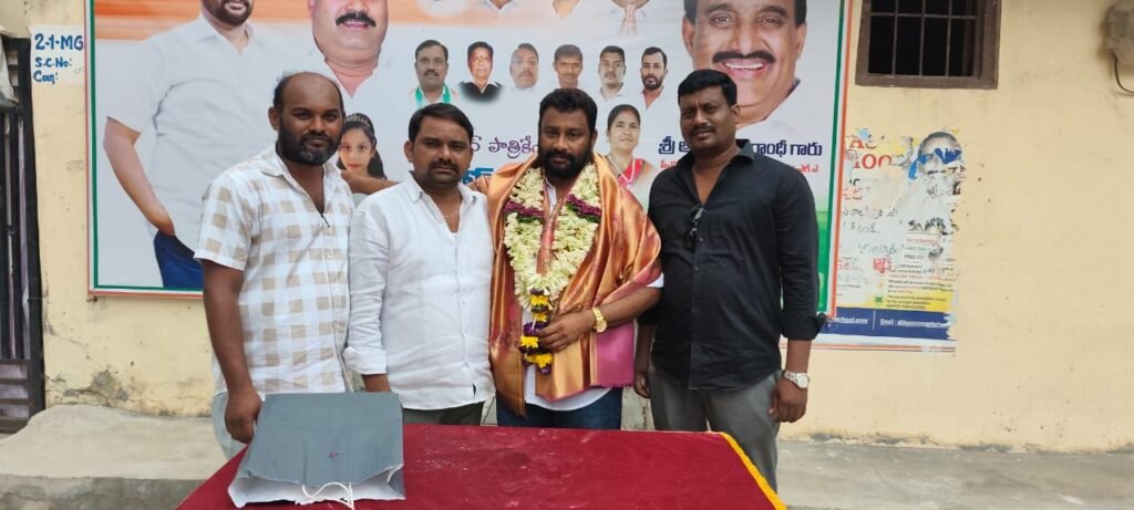 ఘనంగా సీనియర్ పాత్రికేయులు నజీర్ జన్మదిన వేడుకలు