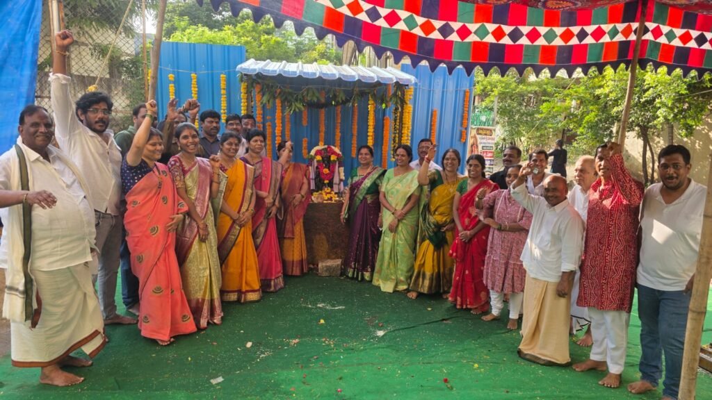 మన పరిసరాలు – మన బాధ్యత  మన కాలనీ పరిశుభ్రత – మనందరి బాధ్యత